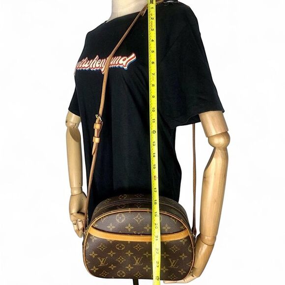 Auth LOUIS VUITTON BLOIS Monogram Crossbody Shoulder Bag w/ LV DUST BAG & COA - Picture 14 of 17